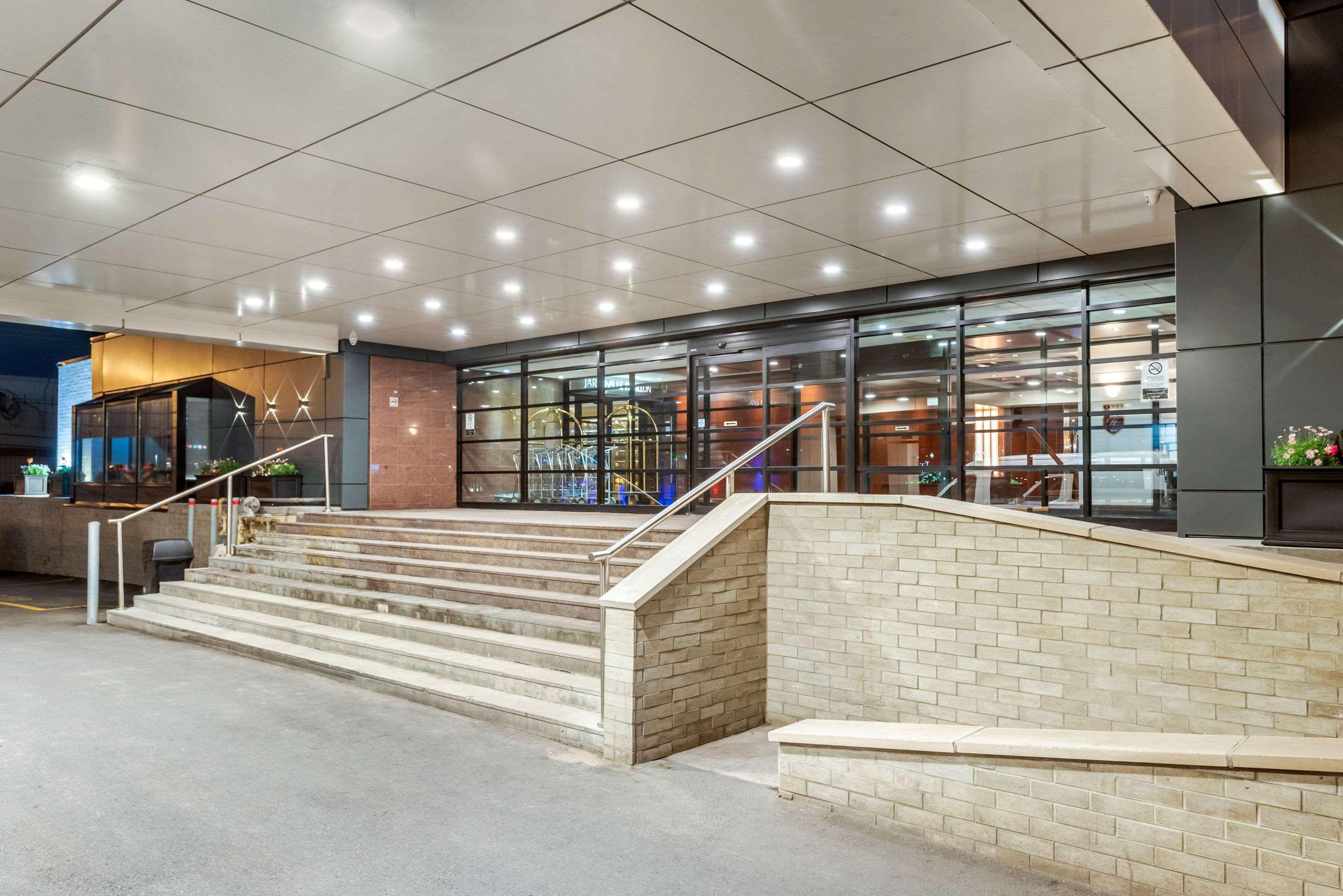 Quality Hotel Dorval Aeroport Экстерьер фото