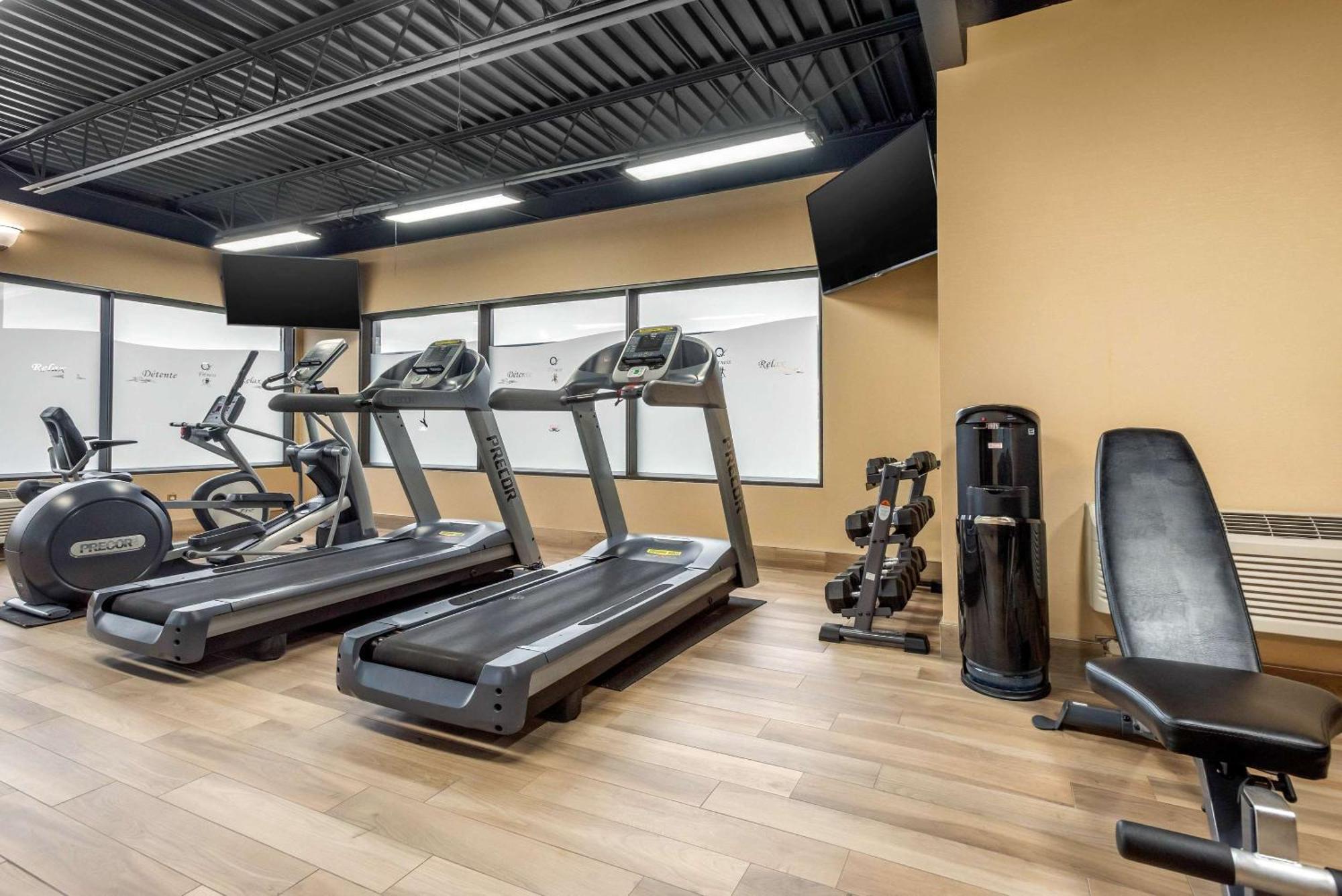 Quality Hotel Dorval Aeroport Экстерьер фото